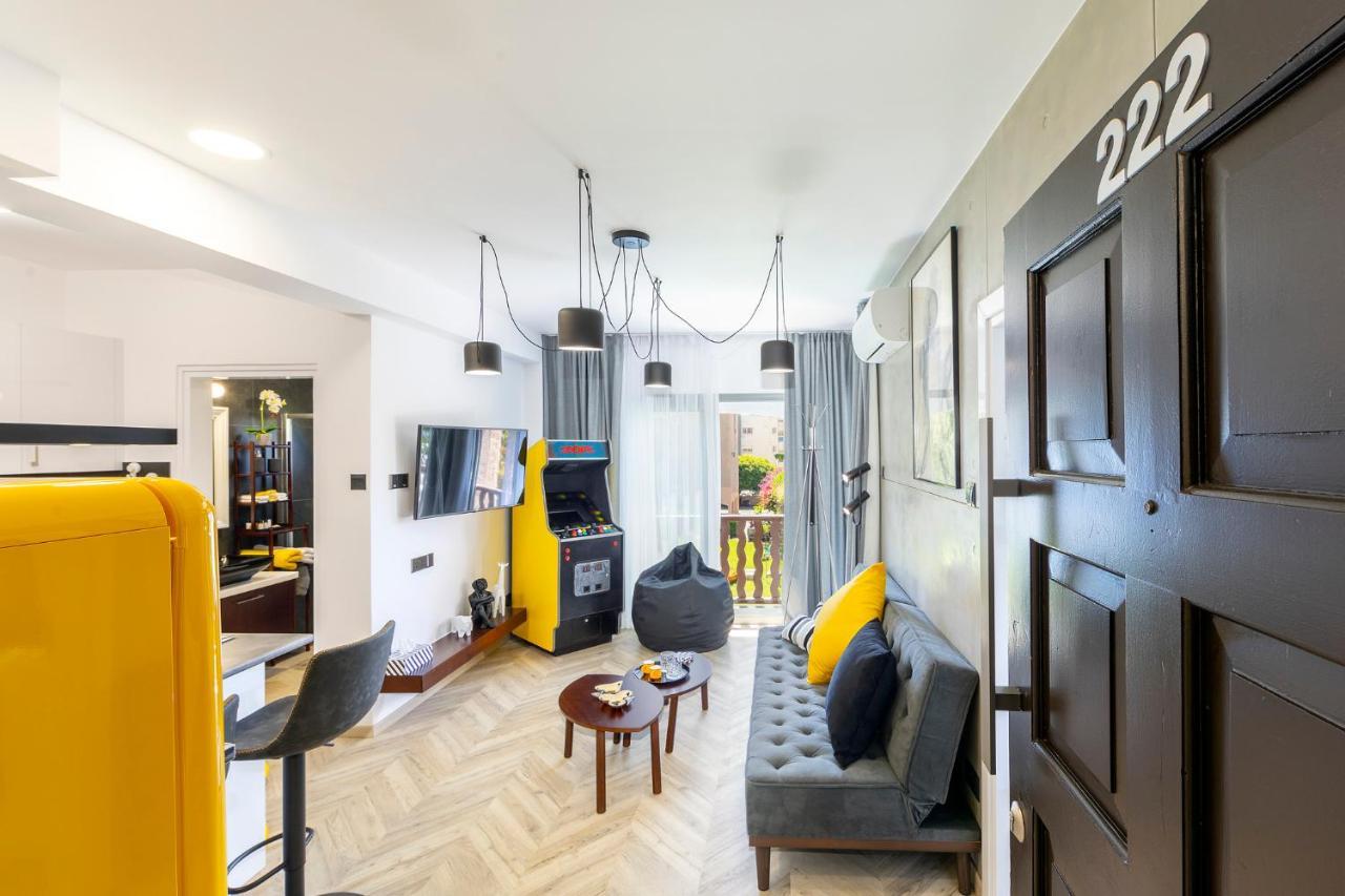 Castle Holiday Apartments リマソール エクステリア 写真