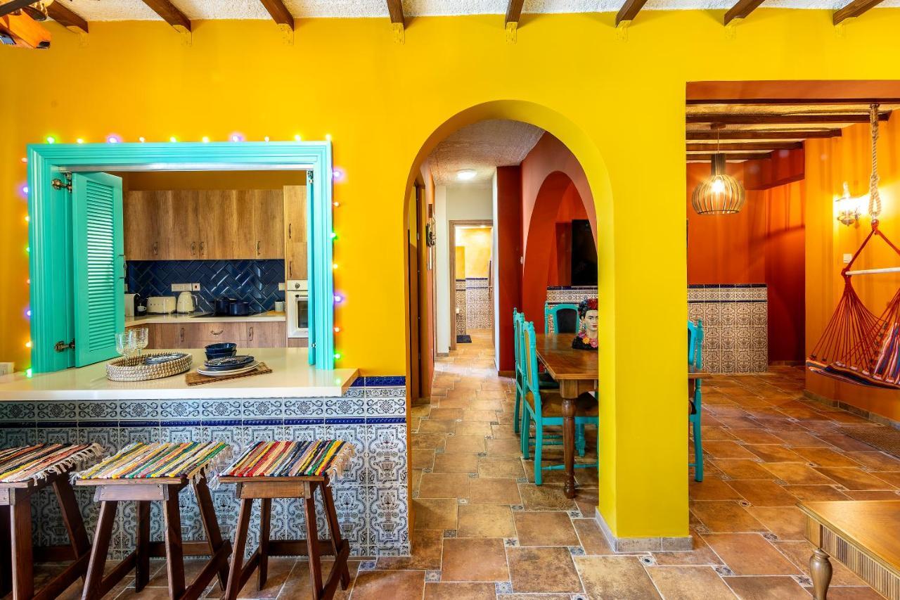 Castle Holiday Apartments リマソール エクステリア 写真