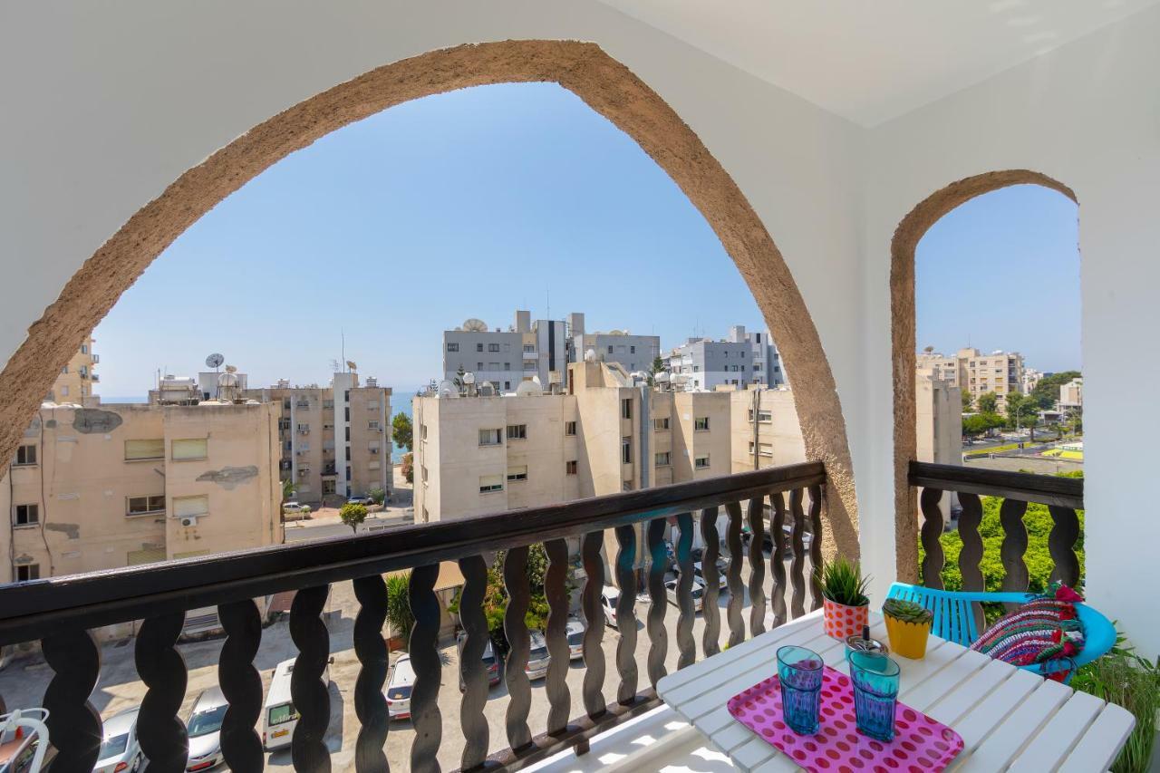Castle Holiday Apartments リマソール エクステリア 写真