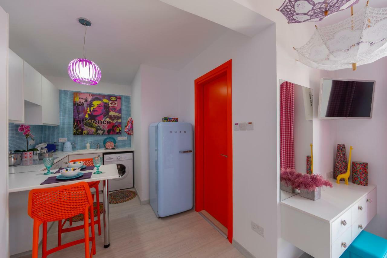 Castle Holiday Apartments リマソール エクステリア 写真